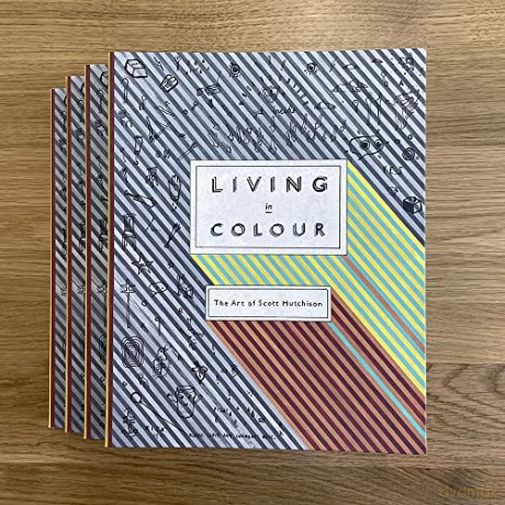 Living In Colour The Art Of Scott Hutchi - Scott Hutchison [KSIĄŻKA]