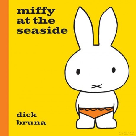 Miffy At The Seaside - Dick Bruna [KSIĄŻKA]
