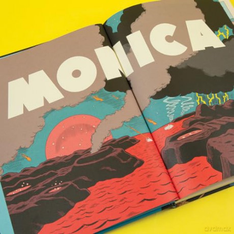 Monica - Clowes Daniel [KSIĄŻKA]