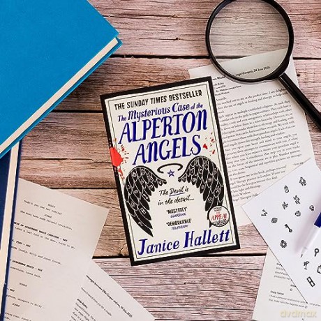 Mysterious Case Of The Alperton Angels - Janice Hallett [KSIĄŻKA]