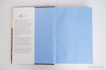Niv Larger Print Gift Hardback Bible - New International Ve [KSIĄŻKA]