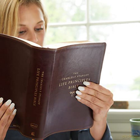 Nkjv Charles F Stanley Life Principles B - Charles Stanley [KSIĄŻKA]
