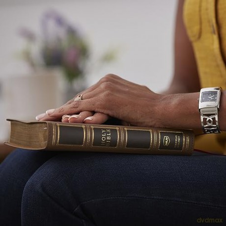 Nkjv Compact Centercolumn Reference Bibl [KSIĄŻKA]