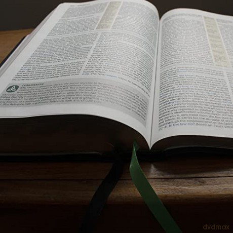 Nkjv Evangelical Study Bible Leathersoft [KSIĄŻKA]