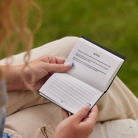 Nkjv Lukeacts Devotional Flipback Editio [KSIĄŻKA]