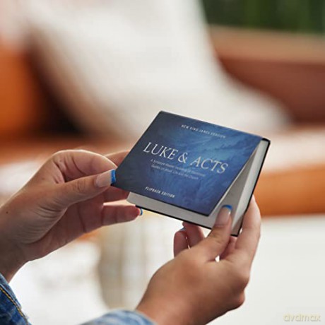 Nkjv Lukeacts Devotional Flipback Editio [KSIĄŻKA]