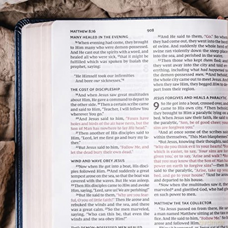 Nkjv Value Thinline Bible Large Print Im [KSIĄŻKA]