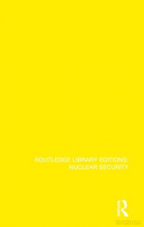 Nuclear Confrontation In Europe - Jeffrey H. Boutwell [KSIĄŻKA]