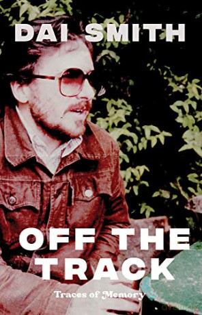Off The Track - Dai Smith [KSIĄŻKA]