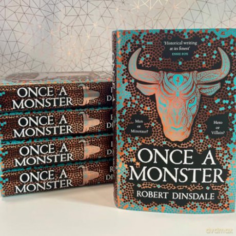 Once A Monster - Robert Dinsdale [KSIĄŻKA]