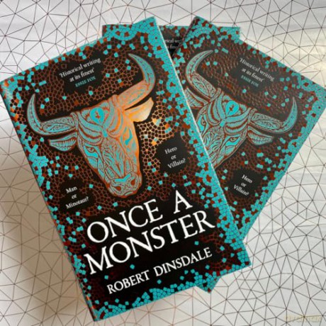 Once A Monster - Robert Dinsdale [KSIĄŻKA]