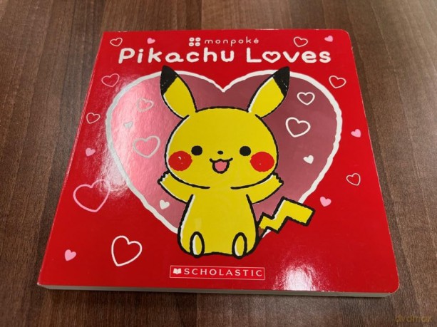 Pikachu Loves - Scholastic [KSIĄŻKA]