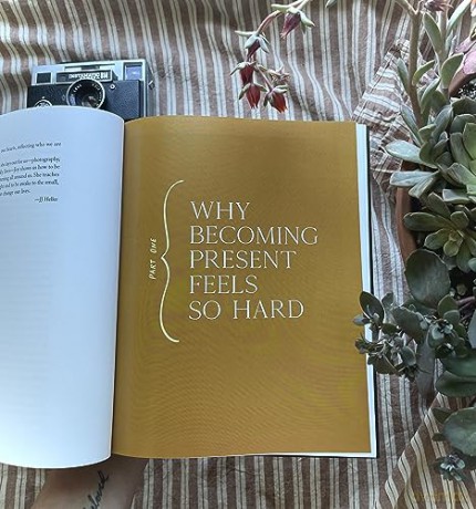 Practicing Presence - Joy Prouty [KSIĄŻKA]