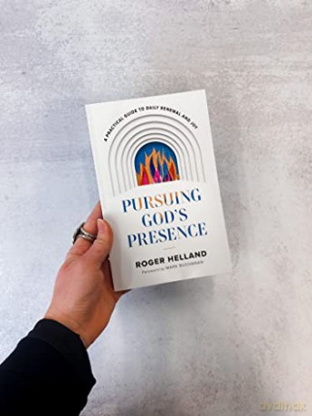 Pursuing Gods Presence - Roger Helland [KSIĄŻKA]