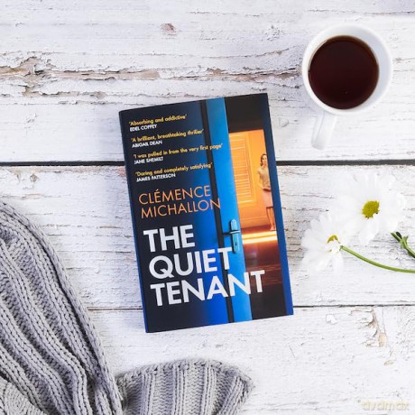 Quiet Tenant - Clemence Michallon [KSIĄŻKA]