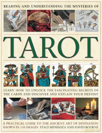 Reading The Tarot - Staci Mendoza [KSIĄŻKA]