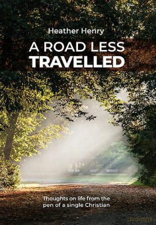 Road Less Travelled - Heather Henry [KSIĄŻKA]