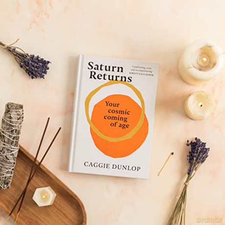 Saturn Returns - Caggie Dunlop [KSIĄŻKA]