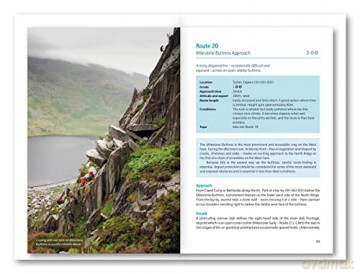 Scrambles In Snowdonia - Rachel Crolla [KSIĄŻKA]