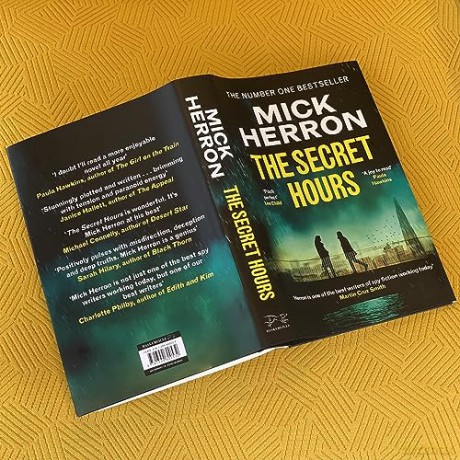 Secret Hours - Mick Herron [KSIĄŻKA]