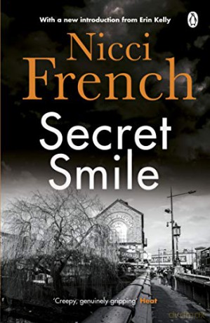 Secret Smile - Nicci French [KSIĄŻKA]