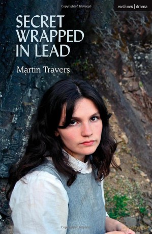 Secret Wrapped In Lead - Martin Travers [KSIĄŻKA]