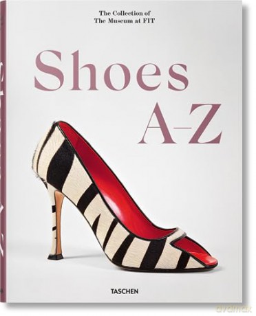 Shoes Az The Collection Of The Museum At - V Steele [KSIĄŻKA]