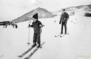 Stylish Life Skiing [KSIĄŻKA]