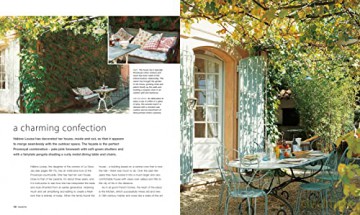 Summers In France - Caroline C Mogg [KSIĄŻKA]