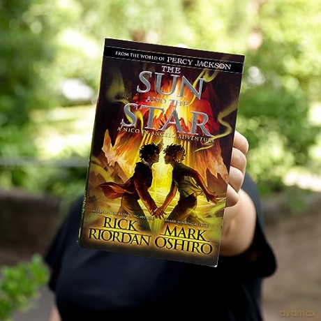 Sun And The Star - Rick Riordan [KSIĄŻKA]