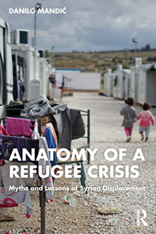 Syrian Refugee Crisis - Danilo Mandic [KSIĄŻKA]