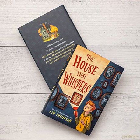 The House That Whispers - Lin Thompson [KSIĄŻKA]