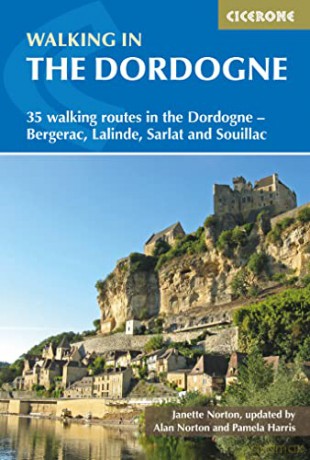 Walking In The Dordogne - Pamela Harris [KSIĄŻKA]