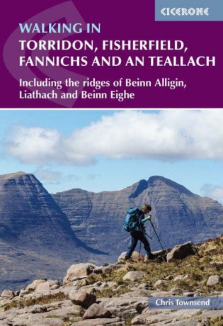 Walking In Torridon Fisherfield Fannichs - Chris Townsend [KSIĄŻKA]