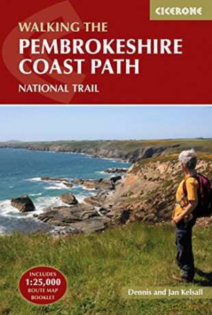 Walking The Pembrokeshire Path - Dennis Kelsall [KSIĄŻKA]