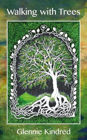 Walking With Trees - Glennie Kindred [KSIĄŻKA]