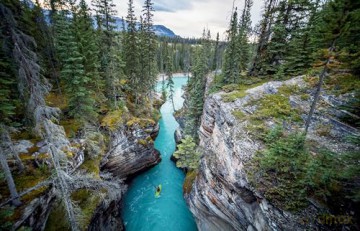 Wayward - Chris Burkard [KSIĄŻKA]