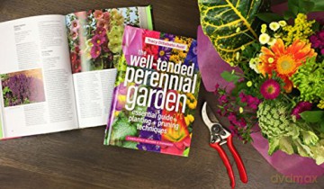 Well Tended Perennial Garden - Tracy Disabato-Aust [KSIĄŻKA]