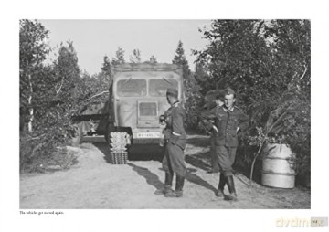 With Raupenschlepper Ost On The Eastern - Wilhelm Bender [KSIĄŻKA]