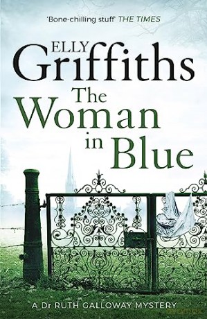 Woman In Blue - Elly Griffiths [KSIĄŻKA]
