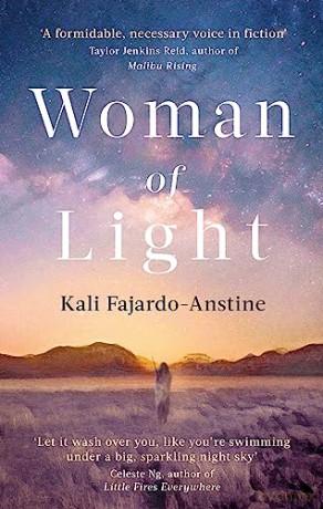 Woman Of Light - Kali Fajardo-Anstine [KSIĄŻKA]