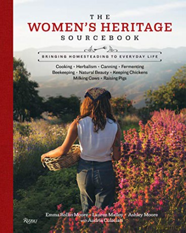 Womens Heritage Sourcebook The - Ashley Moore [KSIĄŻKA]