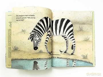 Zebra In The Mirror - Tina Arnus Pupis [KSIĄŻKA]