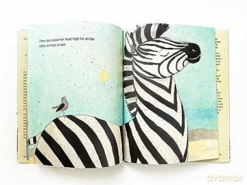 Zebra In The Mirror - Tina Arnus Pupis [KSIĄŻKA]