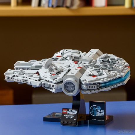 LEGO Star Wars Millenium Falcon (75375) [KLOCKI]