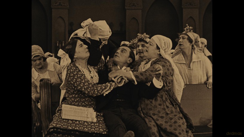 Les Fiancées en Folie