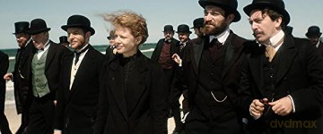 Marie Curie: The Courage of Knowledge (Maria Skłodowska-Curie) [DVD]