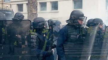 Un Peuple