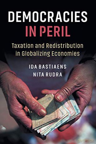 Democracies In Peril - Ida Bastiaens [KSIĄŻKA]