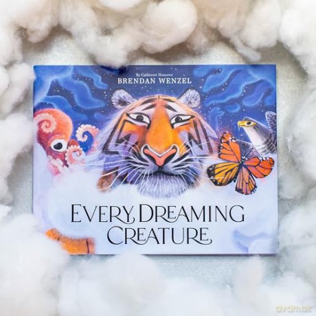 Every Dreaming Creature - Brendan Wenzel [KSIĄŻKA]